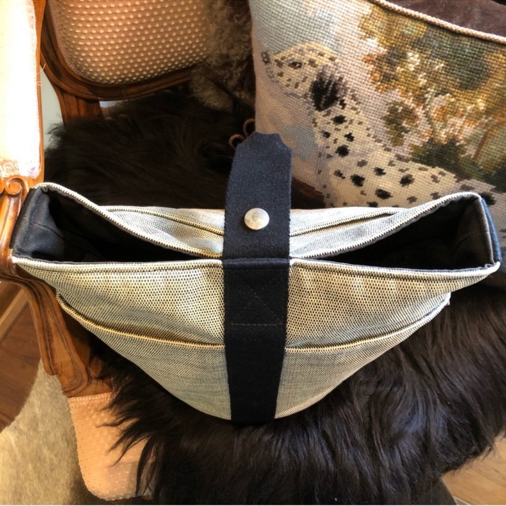Hermes Saxo MM Toile Bucket or Shoulder Bag - Picture 9 of 16
